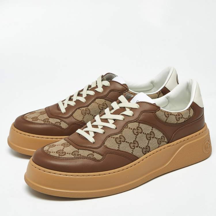 مملوكة مسبقًا Gucci GG Supreme Size 44 Brown Canvas and Leather Lace Up Sneakers