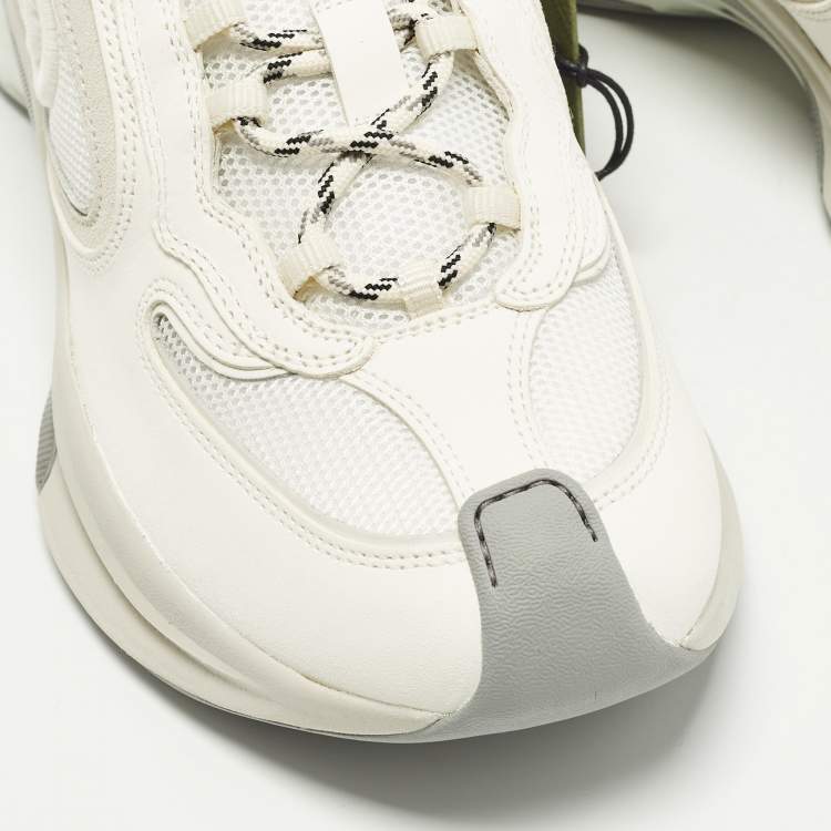 مملوكة مسبقًا حذاء رياضي غوتشي قماش محبوك أبيض للجري مقاس 43.5