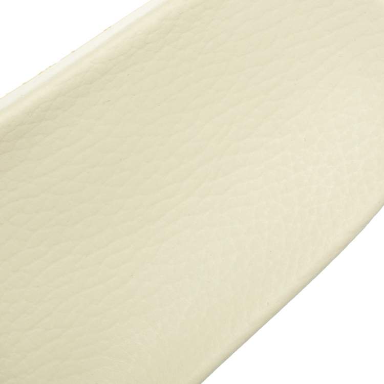 Pre Owned Gucci White Rubber Logo Pursuit Slide Sandals Size 40