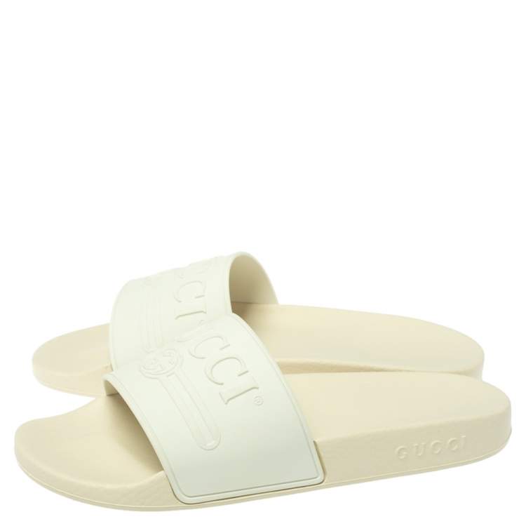 Pre Owned Gucci White Rubber Logo Pursuit Slide Sandals Size 40