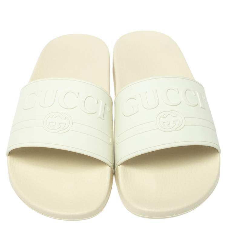 Pre Owned Gucci White Rubber Logo Pursuit Slide Sandals Size 40