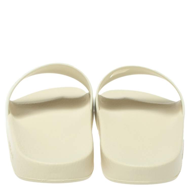 Pre Owned Gucci White Rubber Logo Pursuit Slide Sandals Size 41