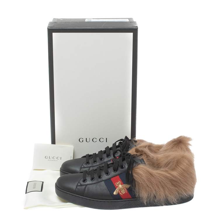 Pre Owned Gucci Black Leather and Fur Ace Embroidered Bee Low Top Sneaker Size 44