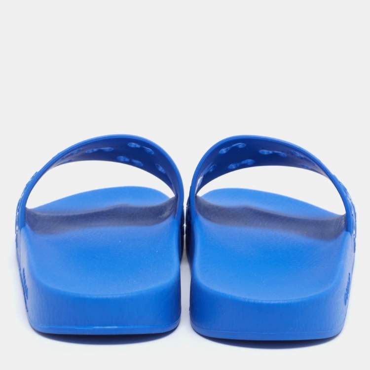 Pre Owned Gucci Blue GG Rubber Flat Slides Size 43 