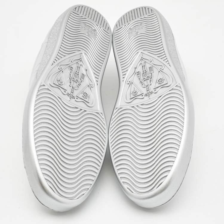 Pre Owned Gucci Silver Leather Ace Low Top Sneakers Size 41