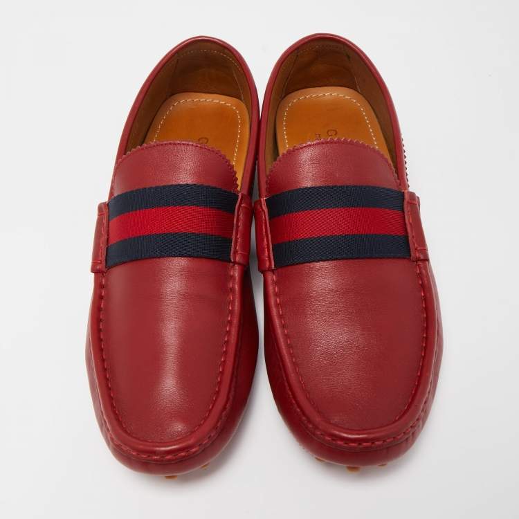 مملوكة مسبقًا Gucci Red Leather Web Slip On Loafers Size 43