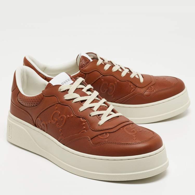 مملوكة مسبقًا Gucci Brown Jumbo GG Embossed Leather Low Top Sneakers Size 45 