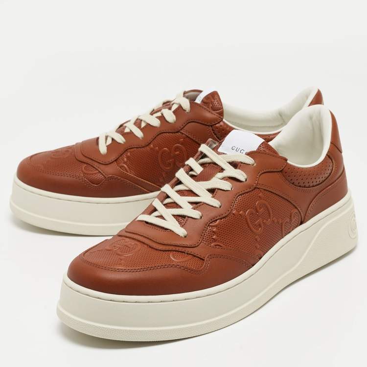 مملوكة مسبقًا Gucci Brown Jumbo GG Embossed Leather Low Top Sneakers Size 45 