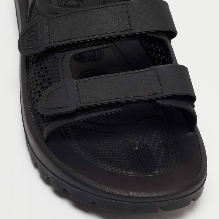 Pre Owned Gucci Black Honeycomb Rubber Flat Sandals Size 44