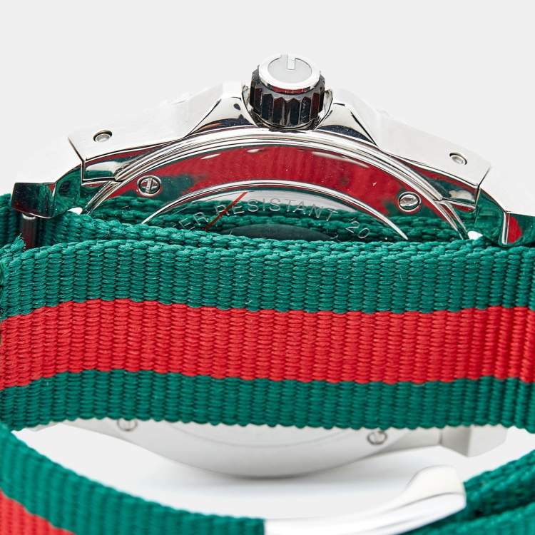Pre Owned Gucci  Black Stainless Steel Nylon Dive YA136209 Men's Wristwatch 45 mm