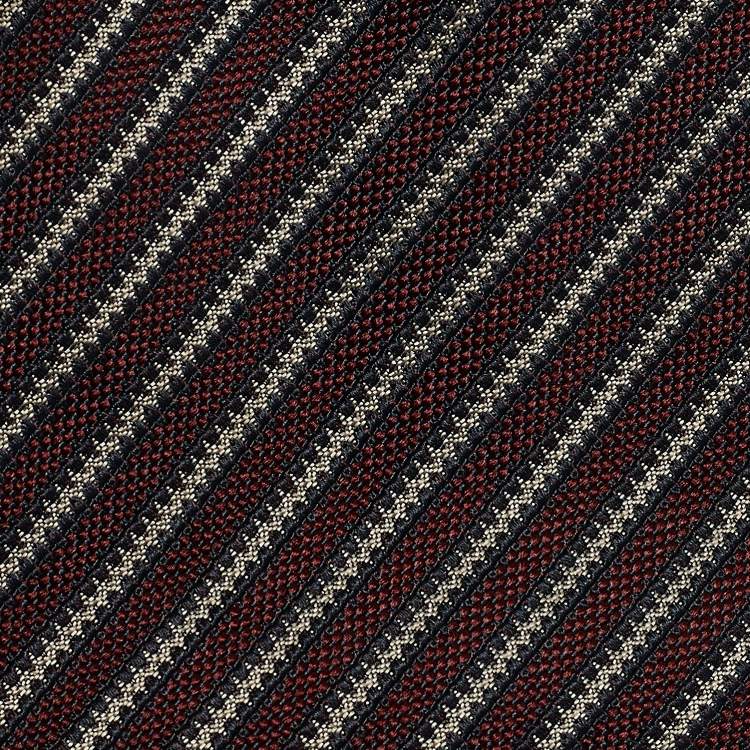 مملوكة مسبقًا Gucci Vintage Black/Maroon Diagonal Striped Silk Traditional Tie 