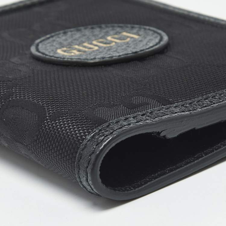 Pre Owned Gucci Black GG Nylon and Leather Off The Grid Passport Holder
