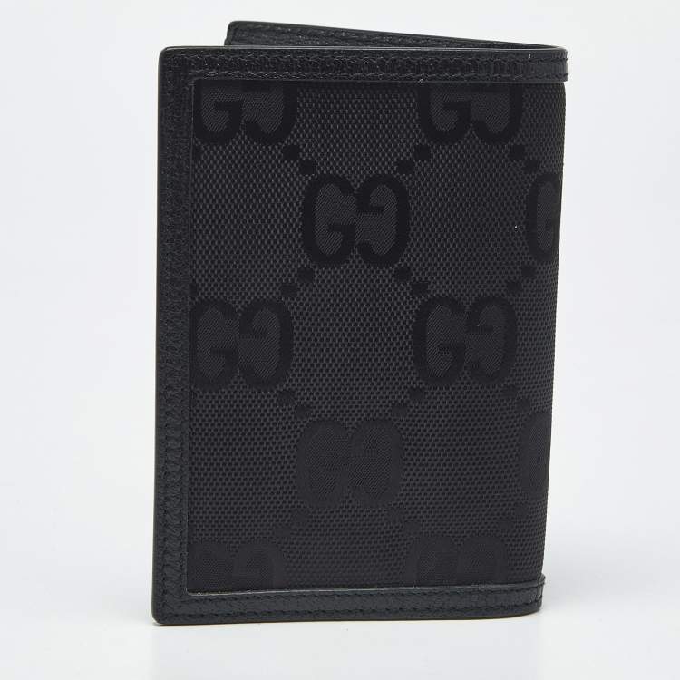Pre Owned Gucci Black GG Nylon and Leather Off The Grid Passport Holder