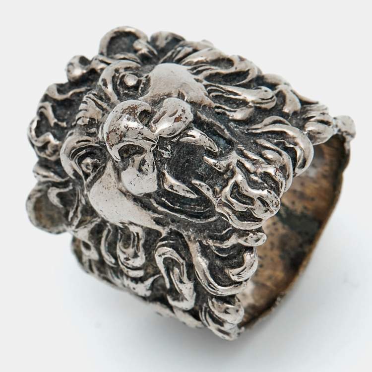 Pre Owned خاتم غوتشي فضة بنقش رأس أسد مقاس 59