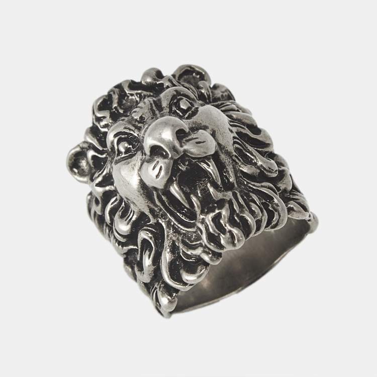 Pre Owned Gucci Lion Head Motif Silver Tone Ring Size 55