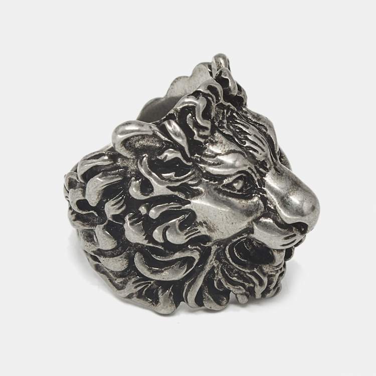 Pre Owned Gucci Lion Head Motif Silver Tone Ring Size 55