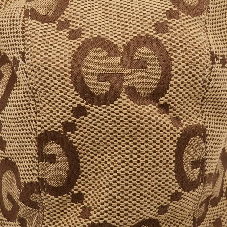 Pre Owned قبعة باكت من غوتشي من قماش GG بلون بني/بيج بحجم متوسط 57