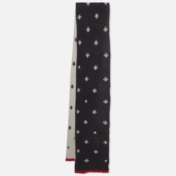 Pre Owned Gucci Navy Blue Wool Bee and Star Muffler 