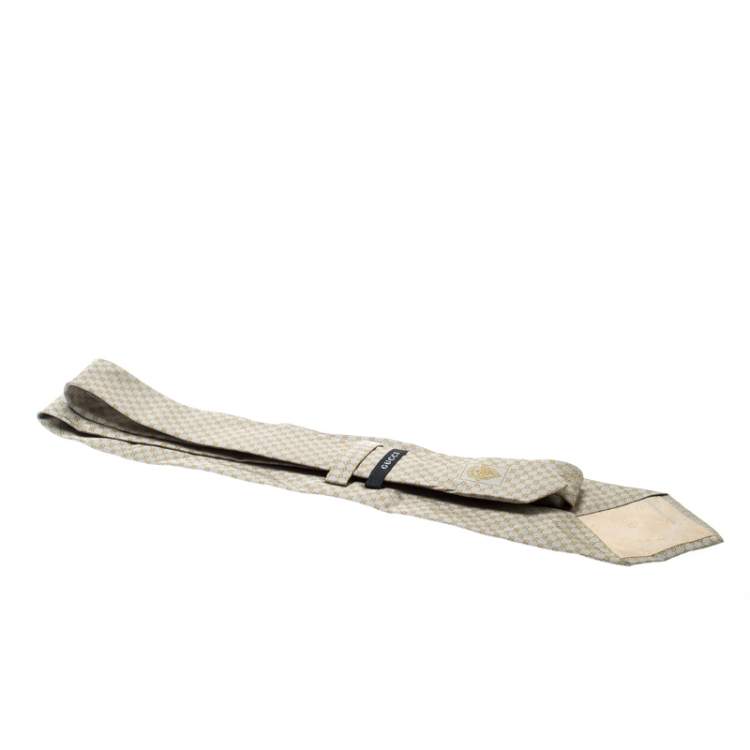 Pre Owned Gucci Vintage Grey GG Pattern Silk Jacquard Traditional Tie