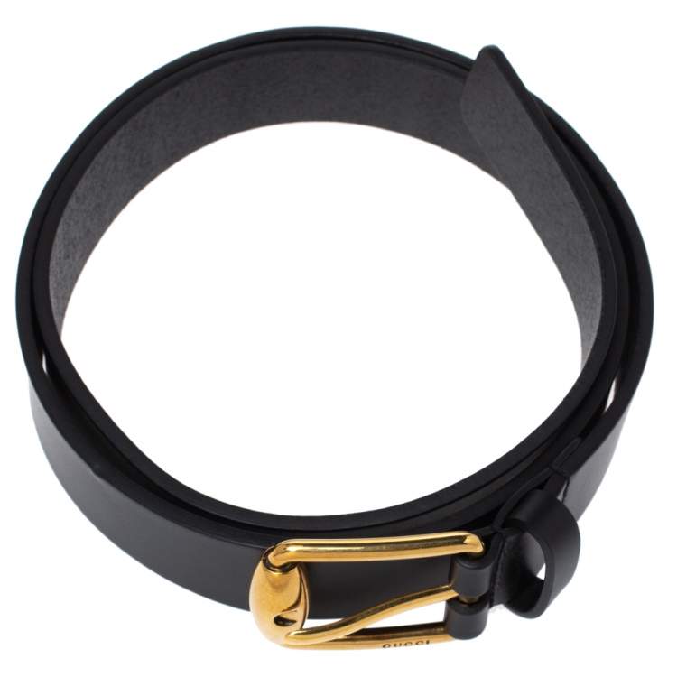 مملوكة مسبقًا Gucci Black Leather Signature Buckle Belt Size 90 CM