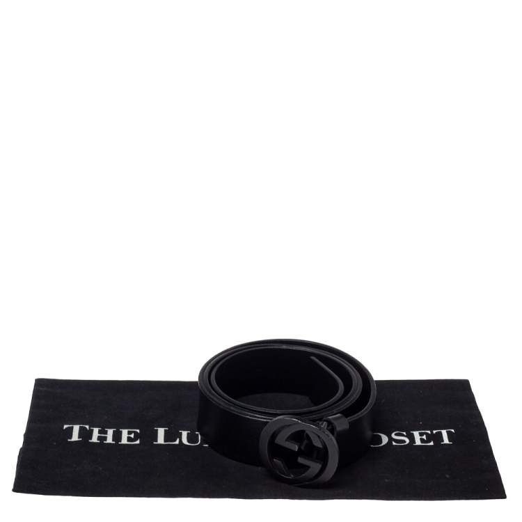 Pre Owned Gucci Black Leather Interlocking G Buckle Belt 95CM