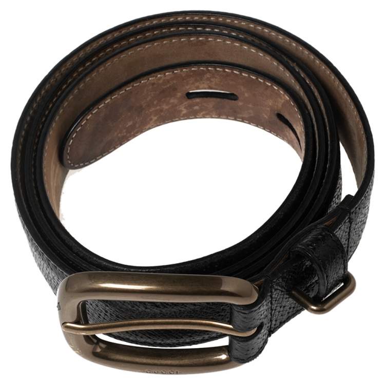 Pre Owned Gucci Black Textured Leather Buckle Belt 105CM