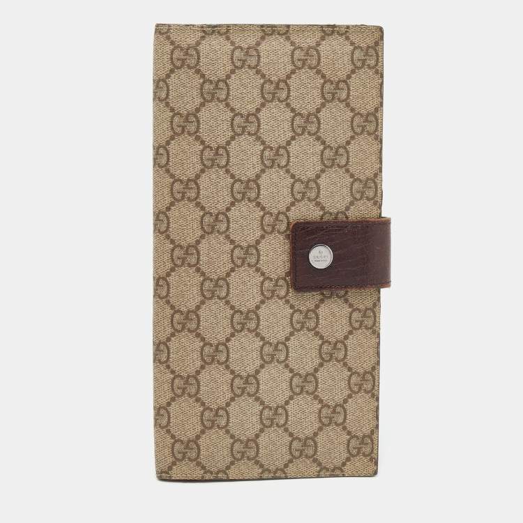 Gucci Beige/Ebony GG Supreme Canvas and Leather Passport Holder