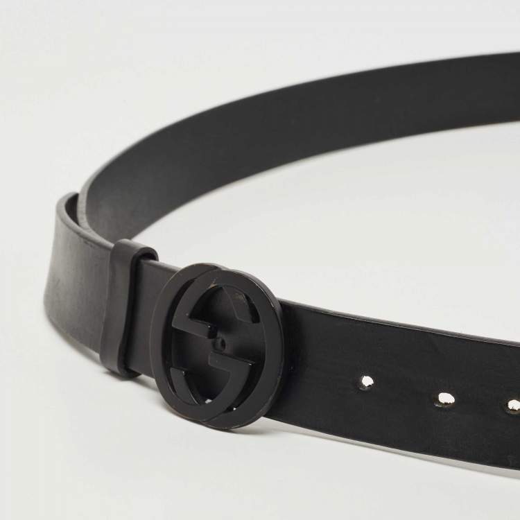 Pre Owned Gucci Black Leather Interlocking G Buckle Belt 110CM