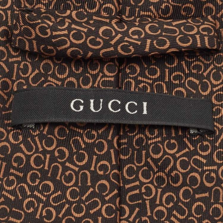 Pre Owned Gucci Brown Letters Printed Silk Tie