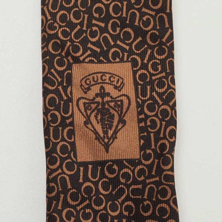 Pre Owned Gucci Brown Letters Printed Silk Tie