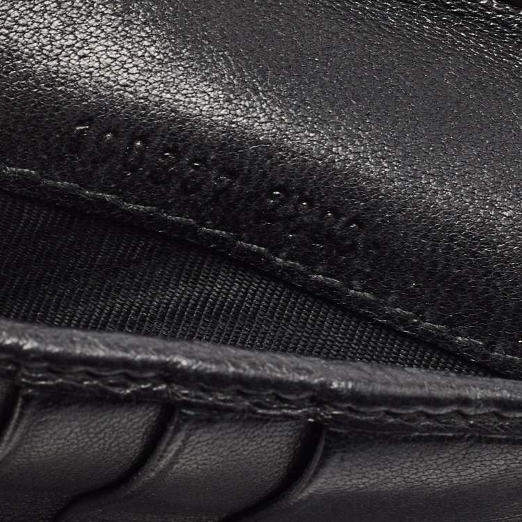 Pre Owned Gucci Black Microguccissima Leather Logo Trifold Wallet