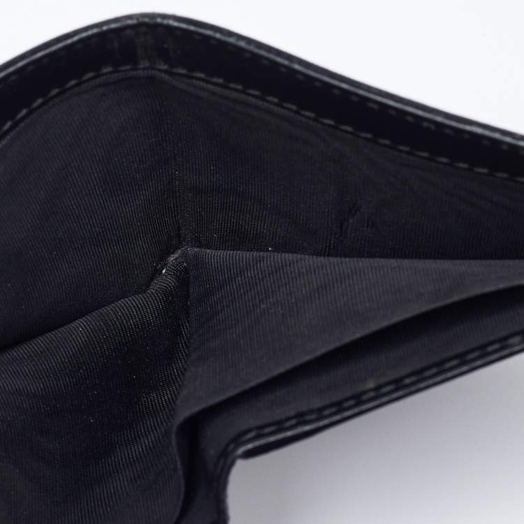 Pre Owned Gucci Black GG Supreme Canvas Snake Bifold Wallet 
