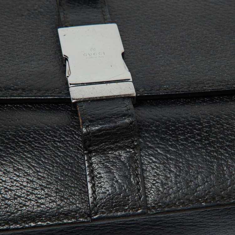 Pre Owned Gucci Black Leather Flap Wristlet Pouch