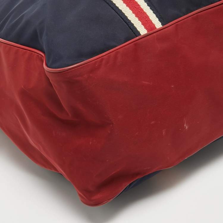 Pre Owned Gucci Red/Dark Blue Nylon Logo Travel Bag