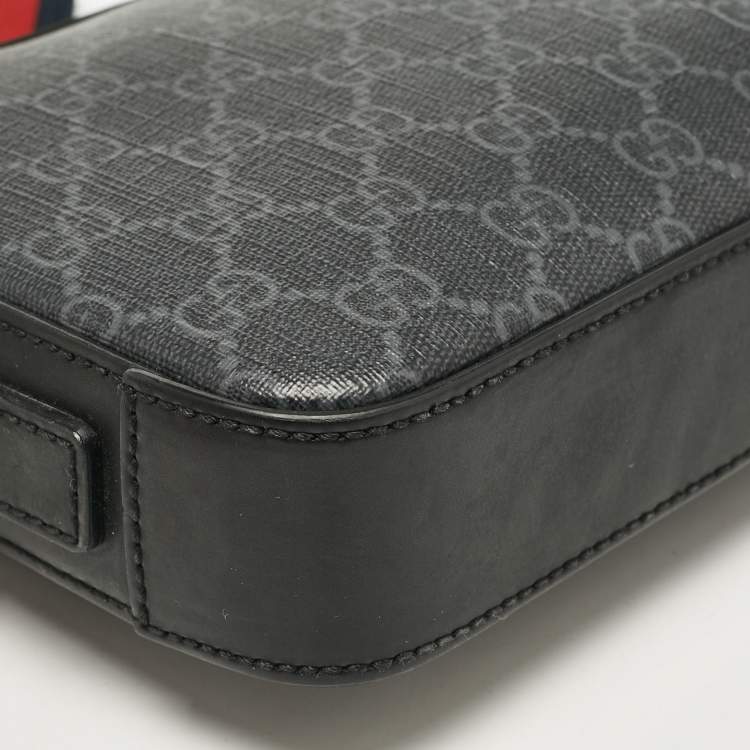 Pre Owned Gucci Black GG Supreme Canvas Wristlet Pouch