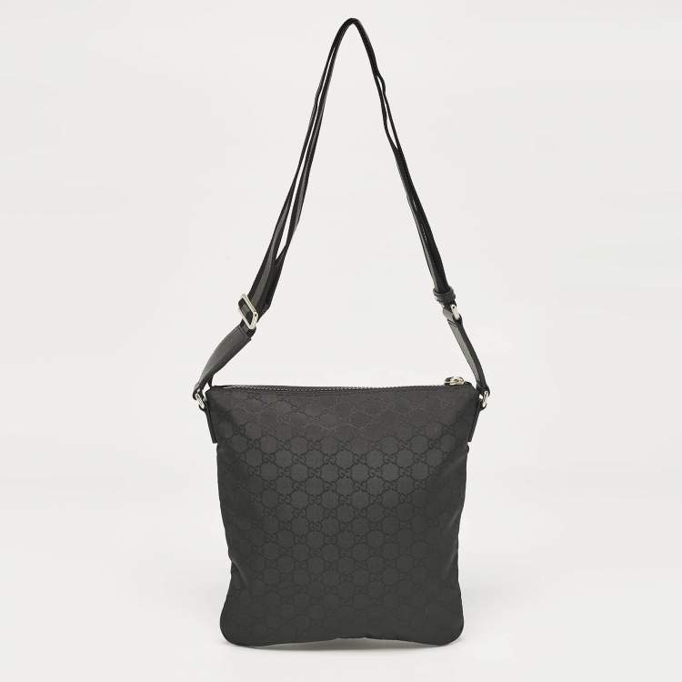 Pre Owned Gucci Black GG Nylon Messenger Bag
