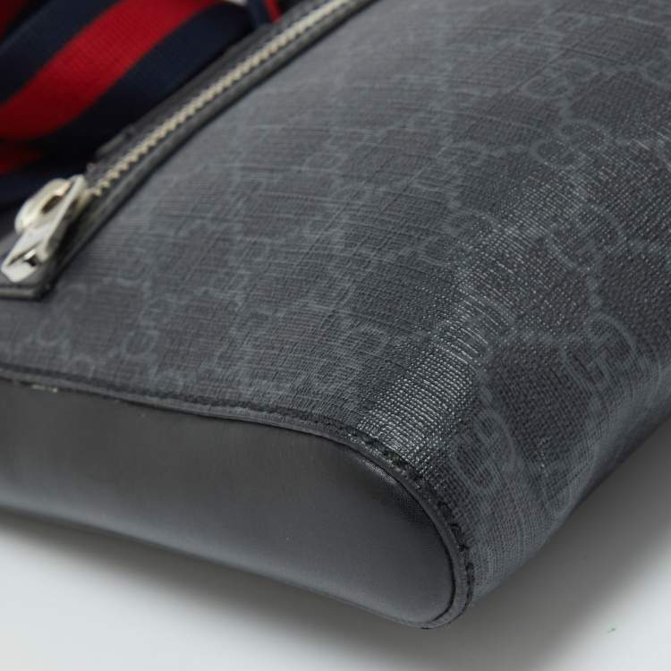 Pre Owned Gucci Black GG Supreme Canvas and Leather Crossbody Bag