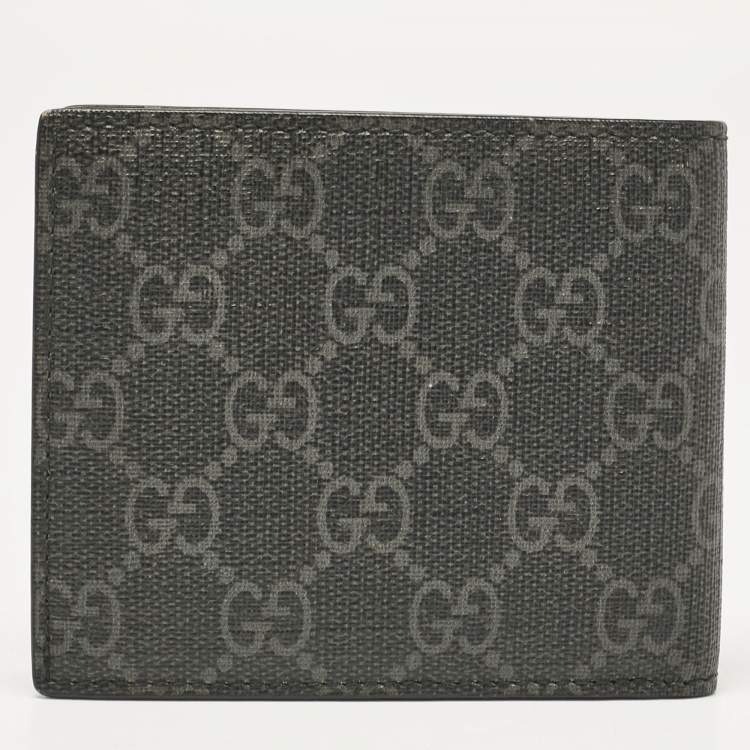 مملوكة مسبقًا Gucci Black GG Supreme Canvas Wolf Print Bifold Wallet