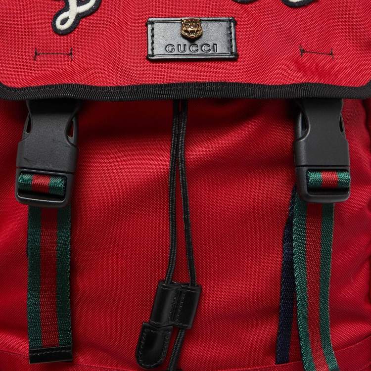 Pre Owned Gucci Red Canvas L'Aveugle Par Amour Embroidered Techno Backpack