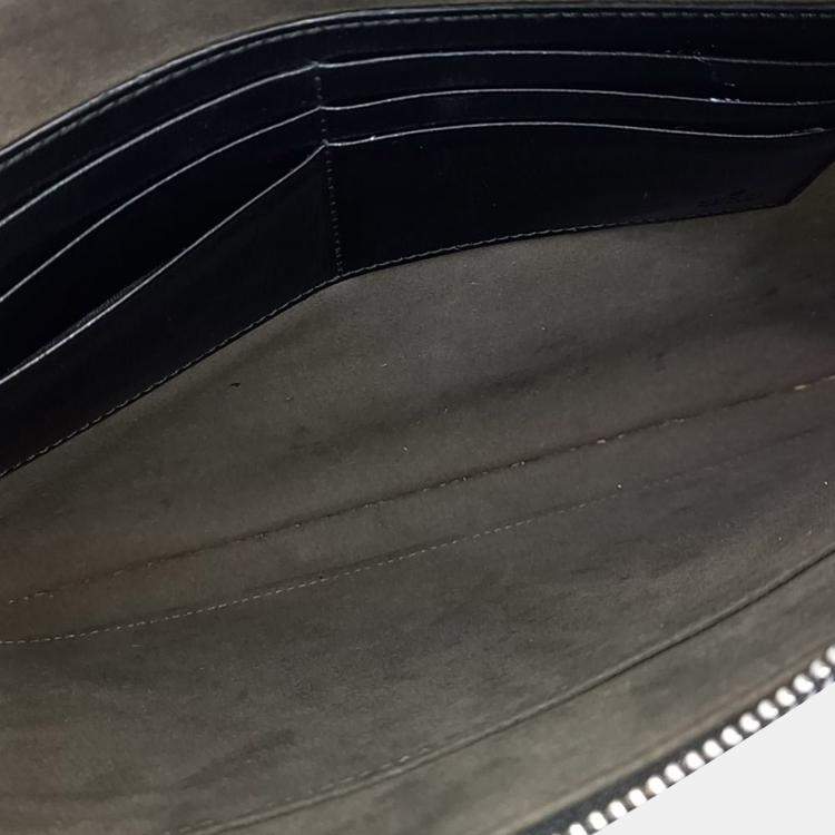 مملوكة مسبقًا Gucci Black Canvas Interlocking Clutch