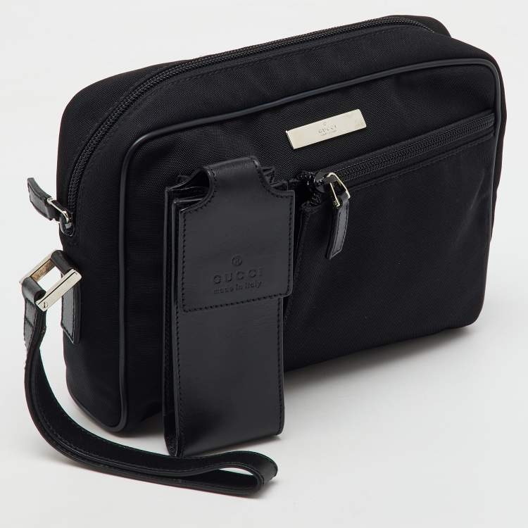 Pre Owned Gucci Black Nylon and Leather Wristlet Zip Pouch