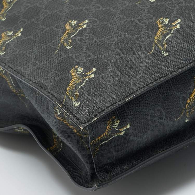 Pre Owned Gucci Black GG Supreme Canvas Tiger Print Vertical Tote