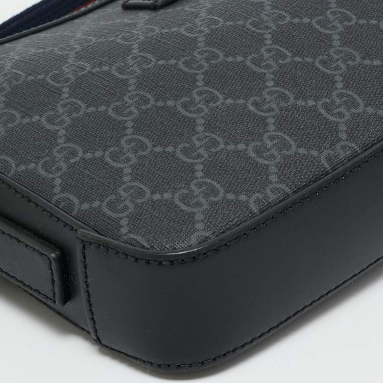 Pre Owned Gucci Black GG Supreme Canvas Wristlet Pouch