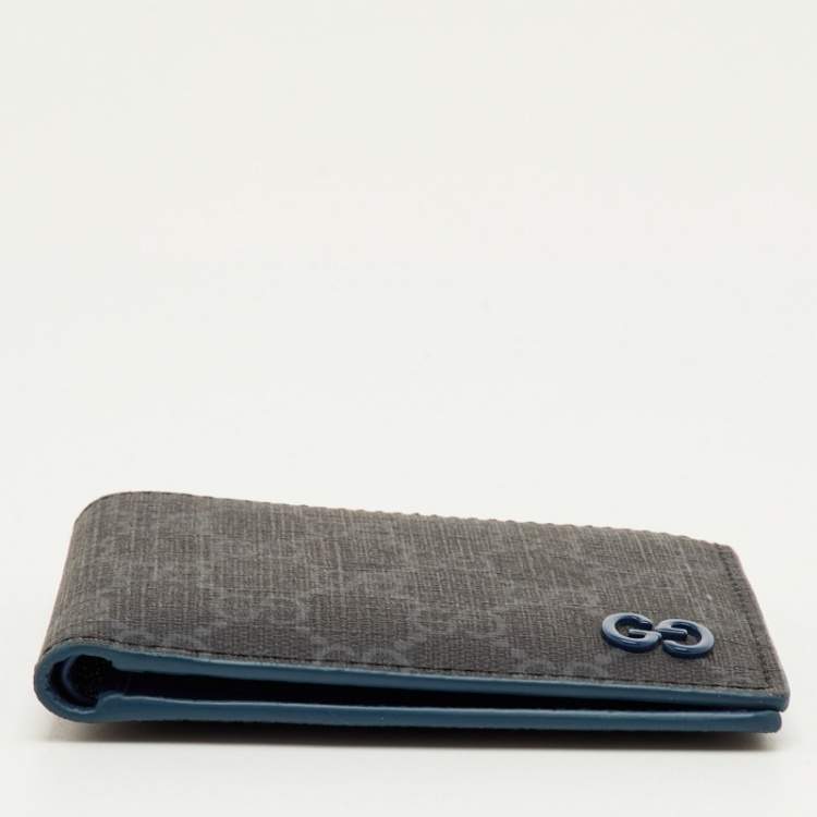 مملوكة مسبقًا Gucci Ash Grey GG Supreme Canvas Bifold Wallet