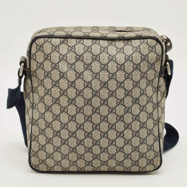 Pre Owned Gucci Navy Blue/Beige GG Supreme Canvas Messenger Bag