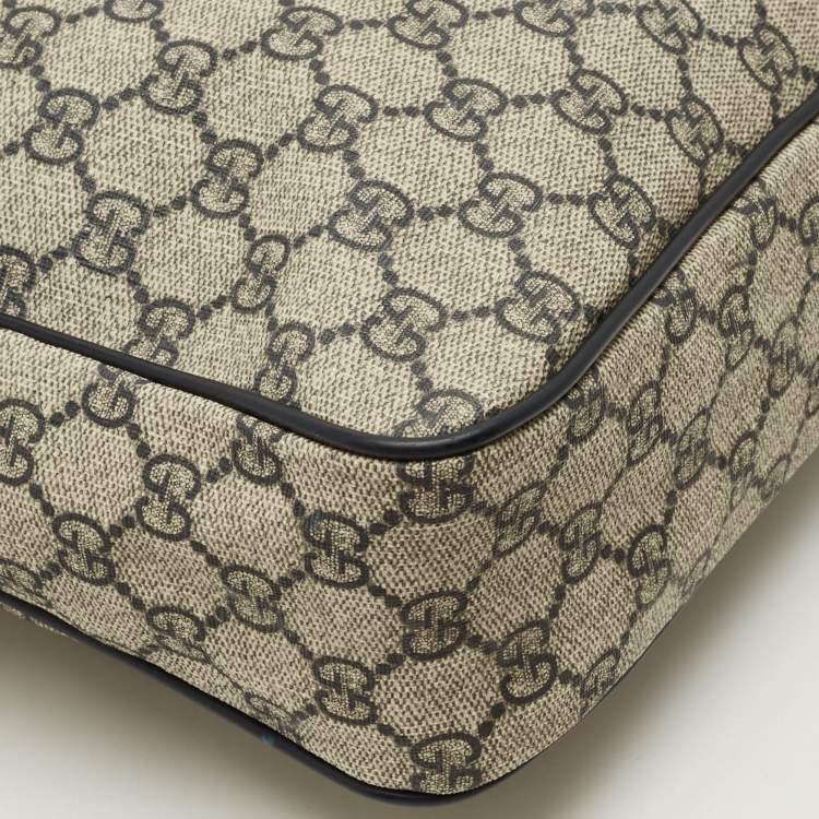 Pre Owned Gucci Navy Blue/Beige GG Supreme Canvas Messenger Bag