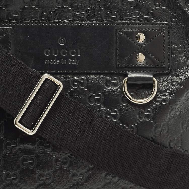 مملوكة مسبقًا Gucci Black Guccissima Leather Messenger Bag