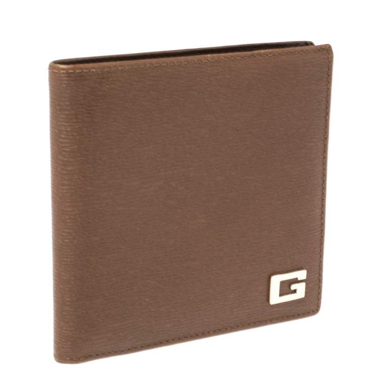 Pre Owned Gucci Brown Leather G Logo Bi Fold Wallet
