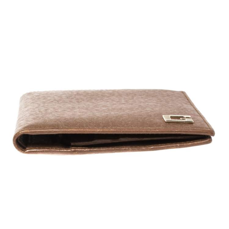 Pre Owned Gucci Brown Leather G Logo Bi Fold Wallet