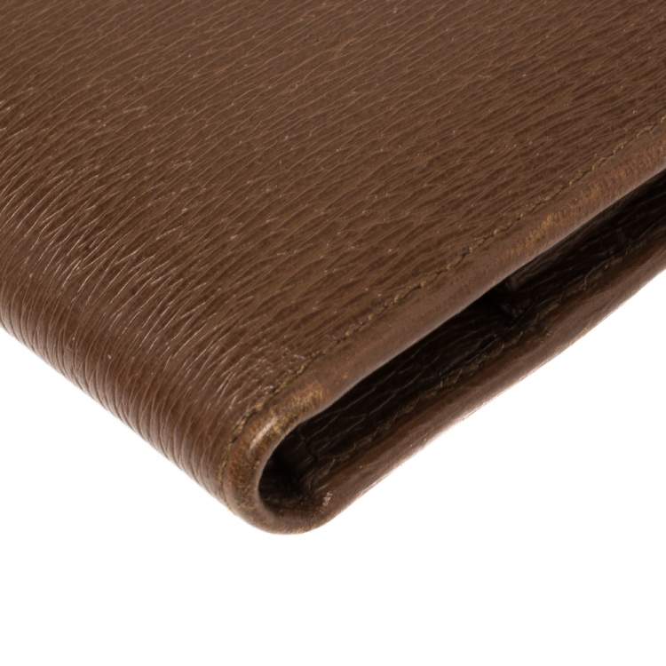 Pre Owned Gucci Brown Leather G Logo Bi Fold Wallet